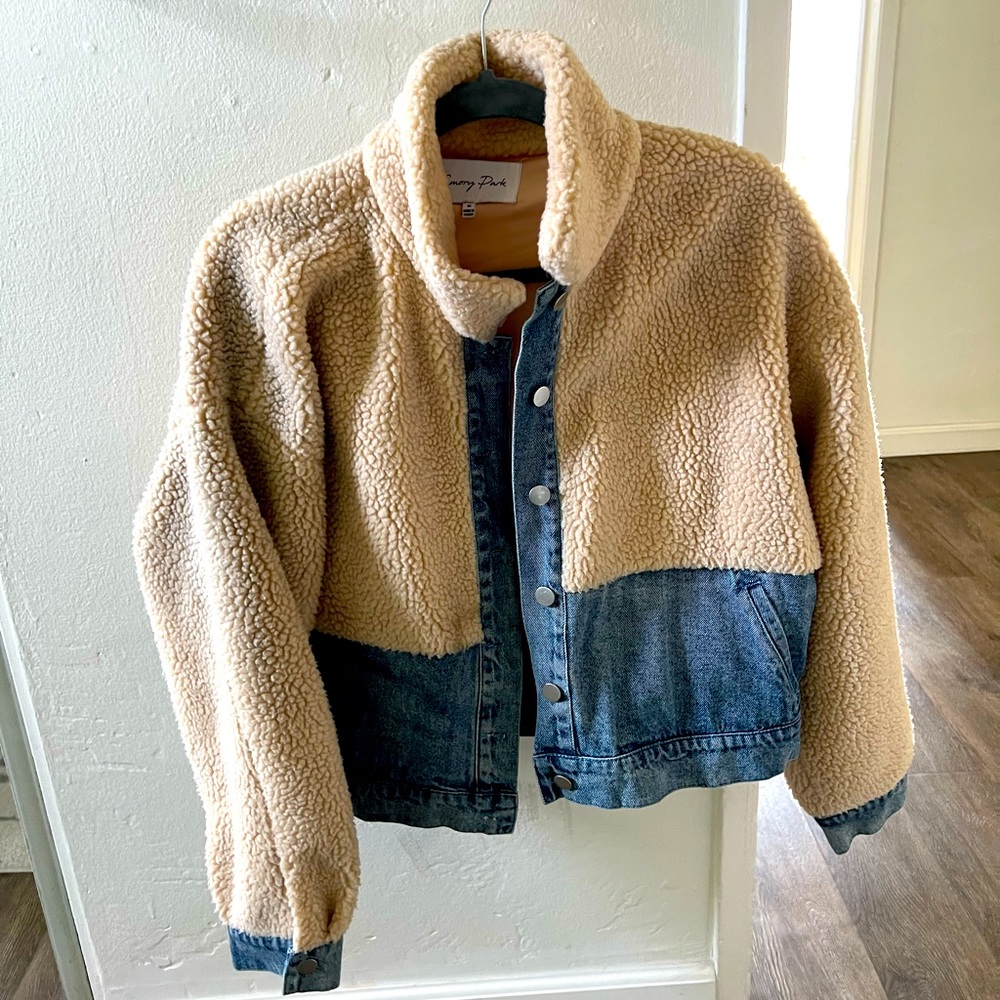 Jean jacket size M